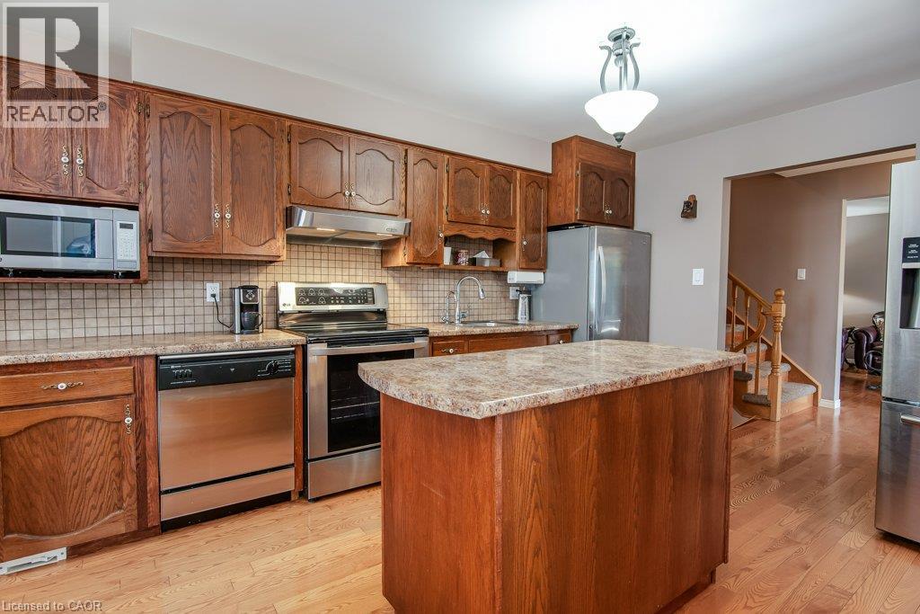 108 Queensway Drive, St. Jacobs, Ontario  N3B 2T5 - Photo 16 - 40854677