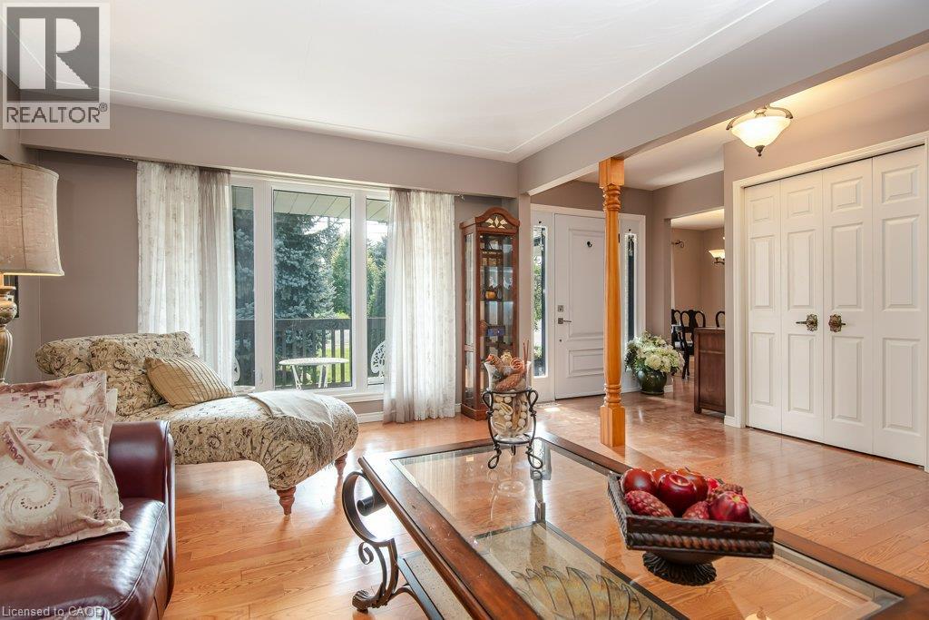 108 Queensway Drive, St. Jacobs, Ontario  N3B 2T5 - Photo 7 - 40854677