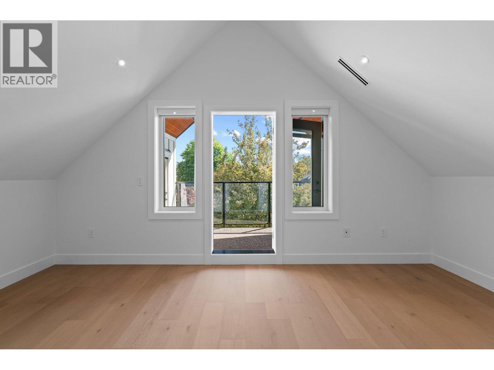 1 4463 Walden Street, Vancouver, British Columbia  V5V 3S4 - Photo 25 - R3155373