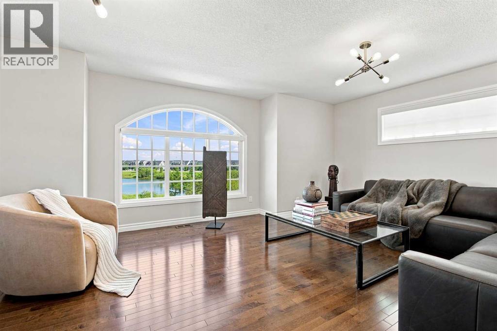 236 Hillcrest Drive SW, Airdrie, Alberta  T4B 4C5 - Photo 17 - A2338528