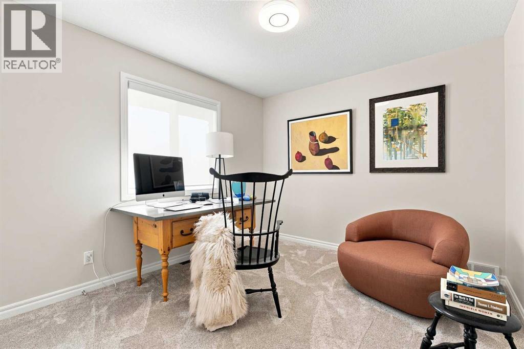 236 Hillcrest Drive SW, Airdrie, Alberta  T4B 4C5 - Photo 26 - A2338528