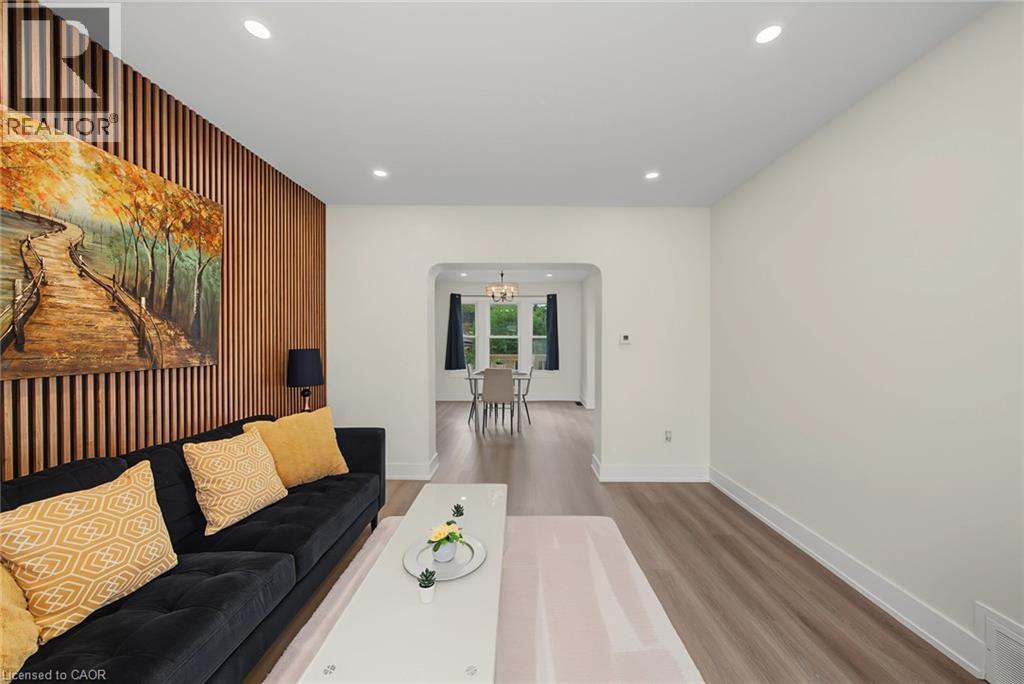 234 Balmoral Avenue S, Hamilton, Ontario  L8M 3K7 - Photo 6 - 40857035
