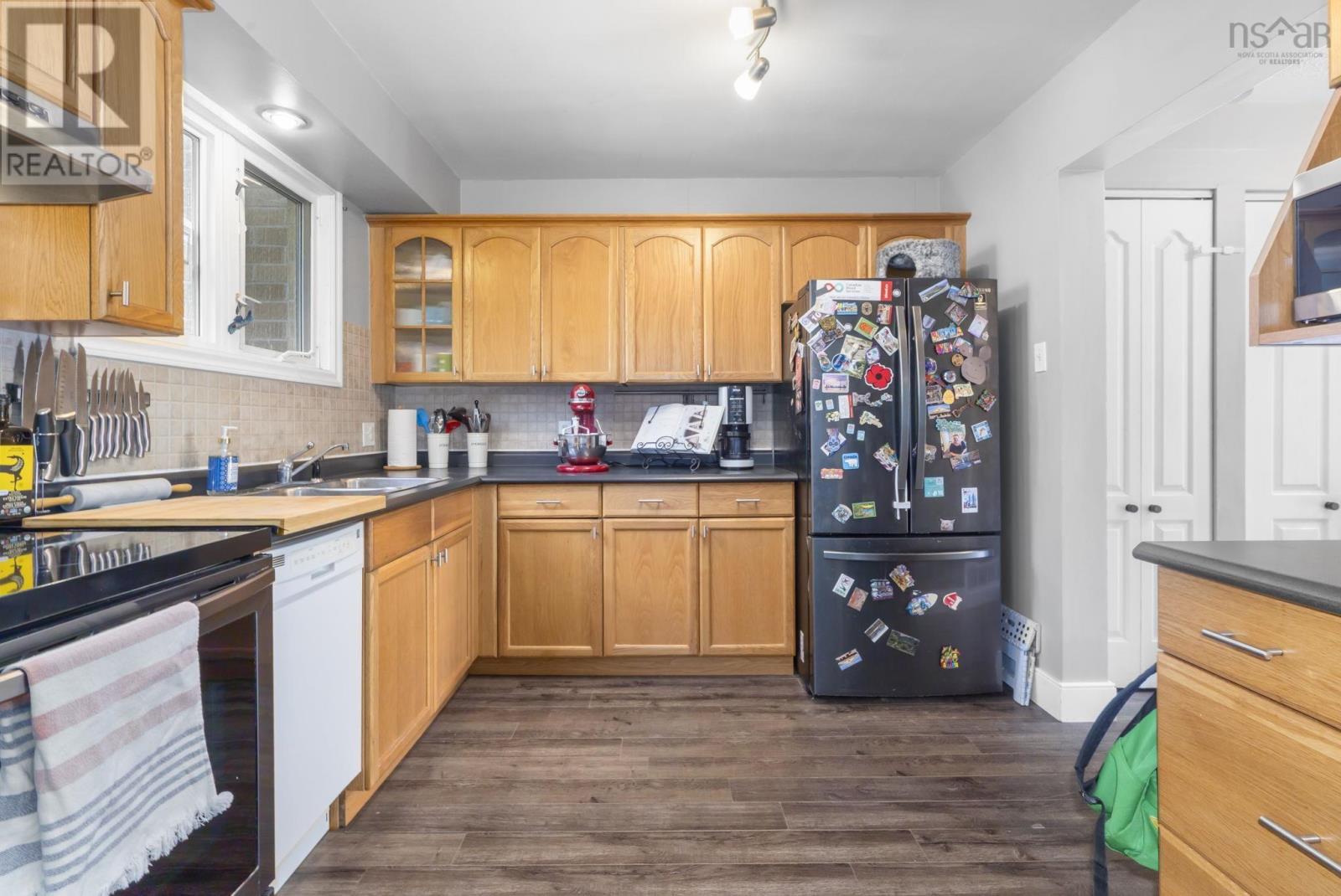 13 Heathland Way, Dartmouth, Nova Scotia  B2V 1L4 - Photo 14 - 202621038