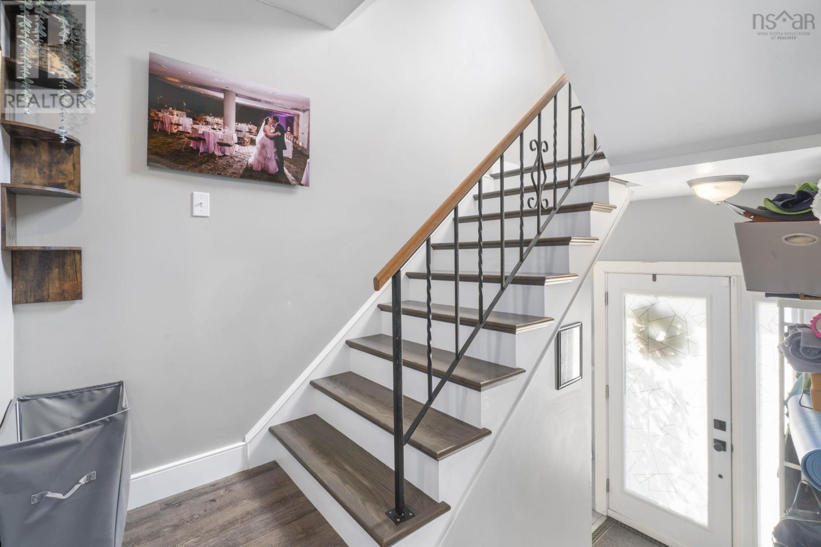 13 Heathland Way, Dartmouth, Nova Scotia  B2V 1L4 - Photo 2 - 202621038