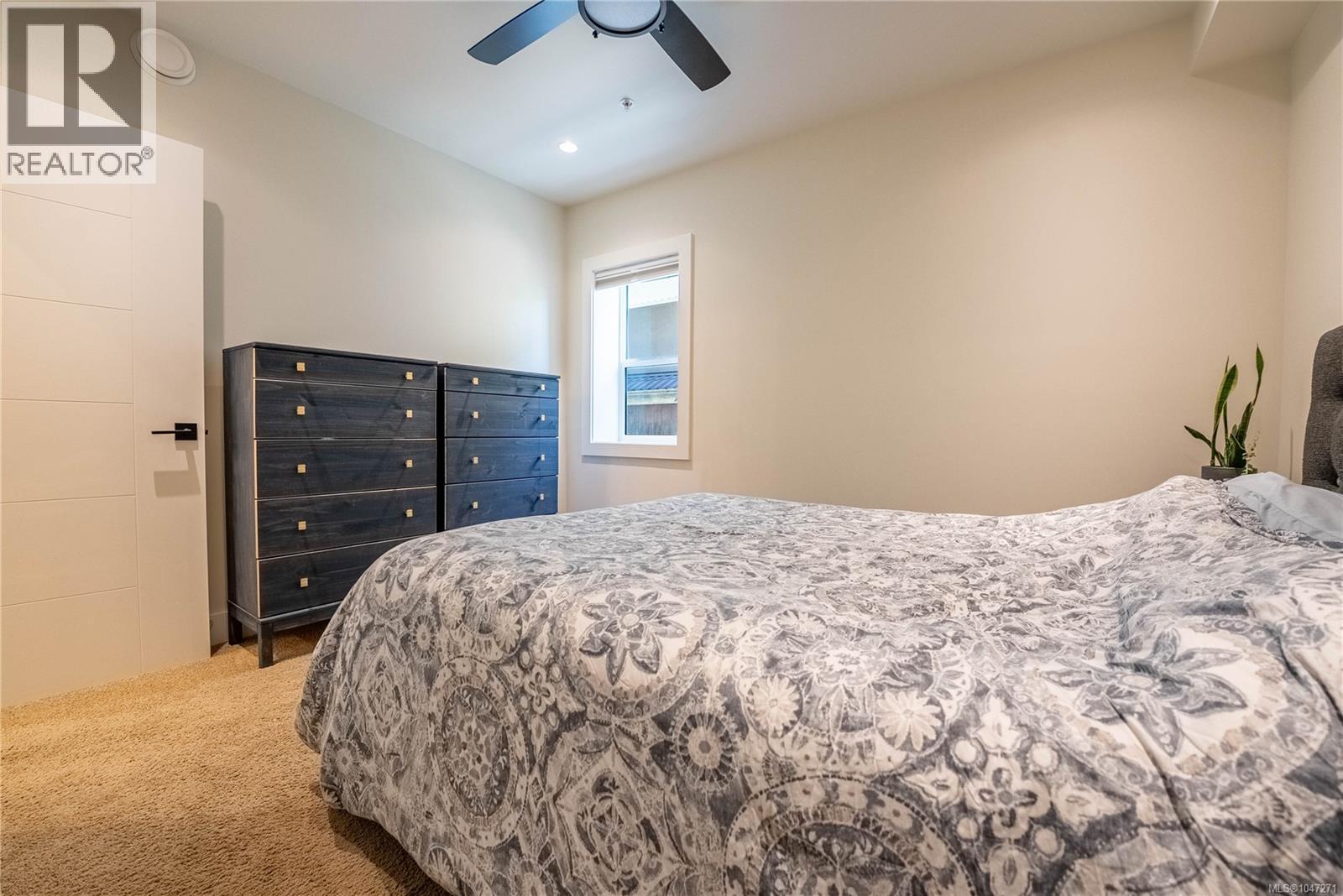 4 937 Colville Rd, Esquimalt, British Columbia  V9A 4P4 - Photo 13 - 1047271