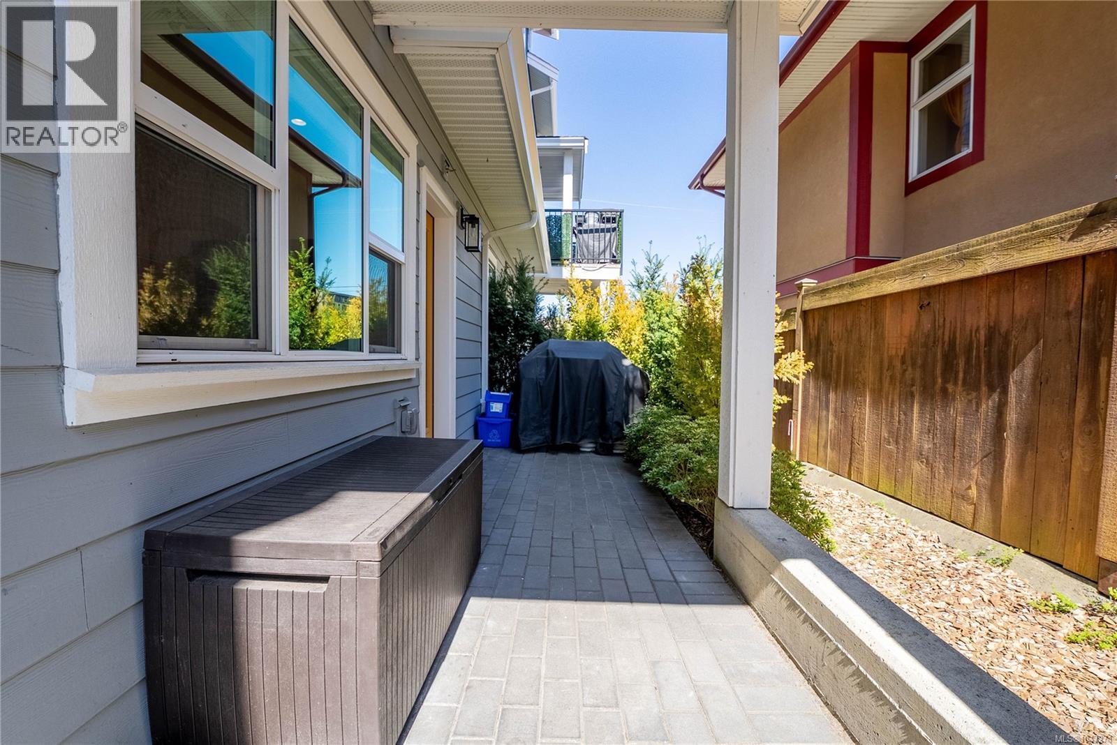 4 937 Colville Rd, Esquimalt, British Columbia  V9A 4P4 - Photo 19 - 1047271