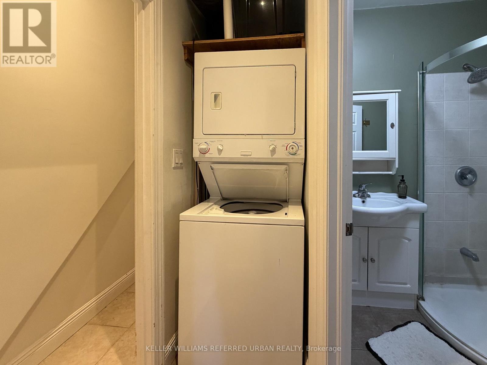Main - 429 Ossington Avenue, Toronto, Ontario  M6J 3A6 - Photo 9 - C13627488