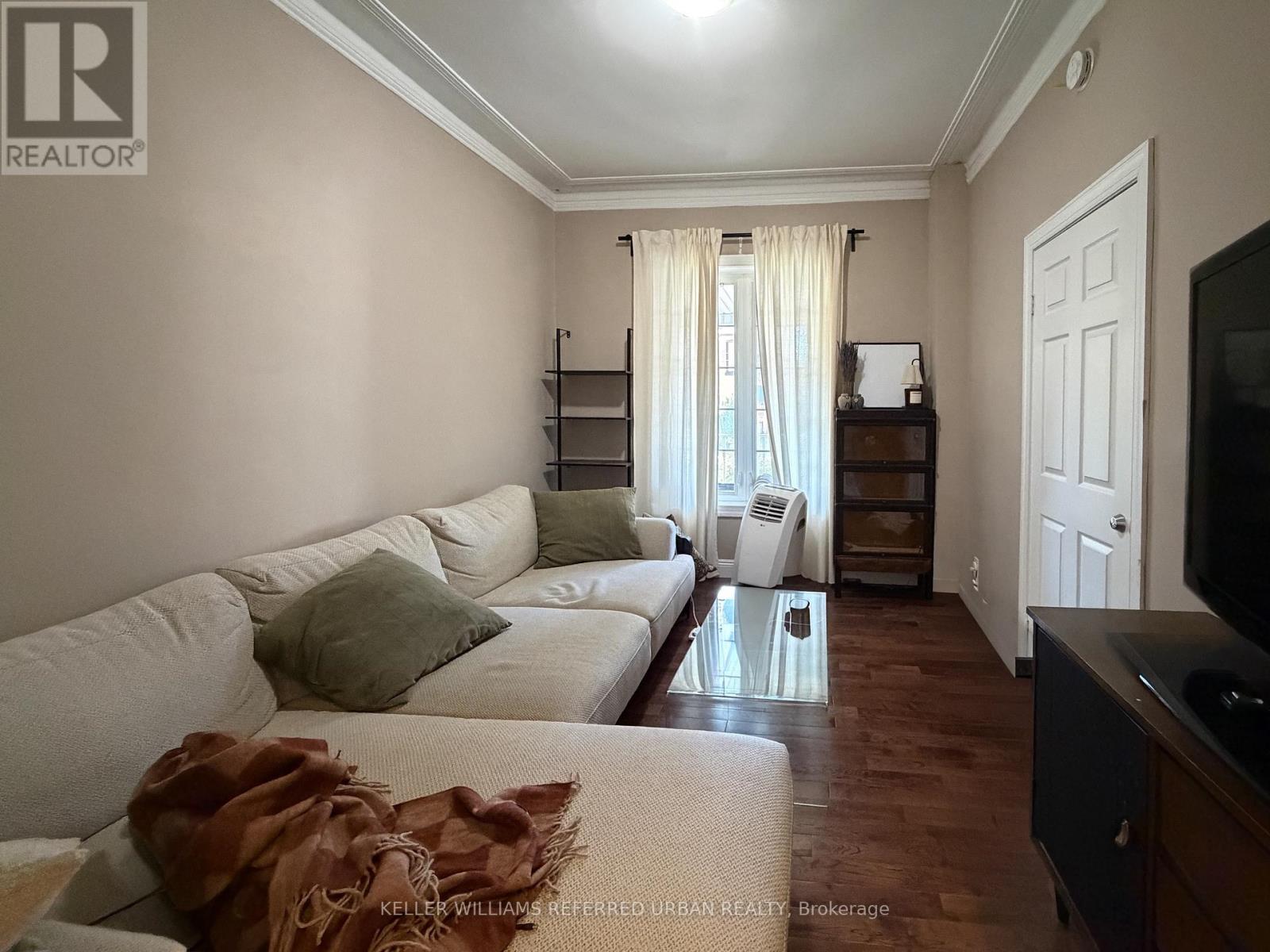 Main - 429 Ossington Avenue, Toronto, Ontario  M6J 3A6 - Photo 7 - C13627488