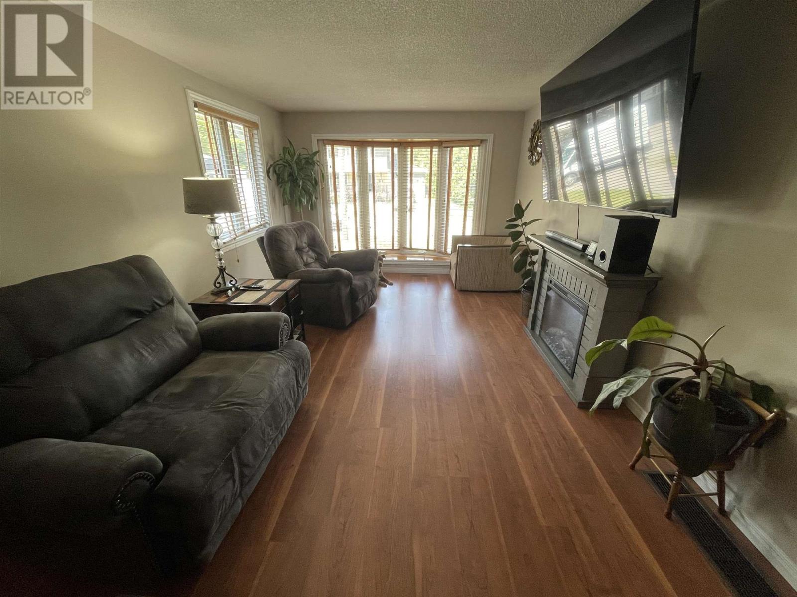 50 Lakeview Rd, Elliot Lake, Ontario  P5A 2J1 - Photo 19 - SM262245