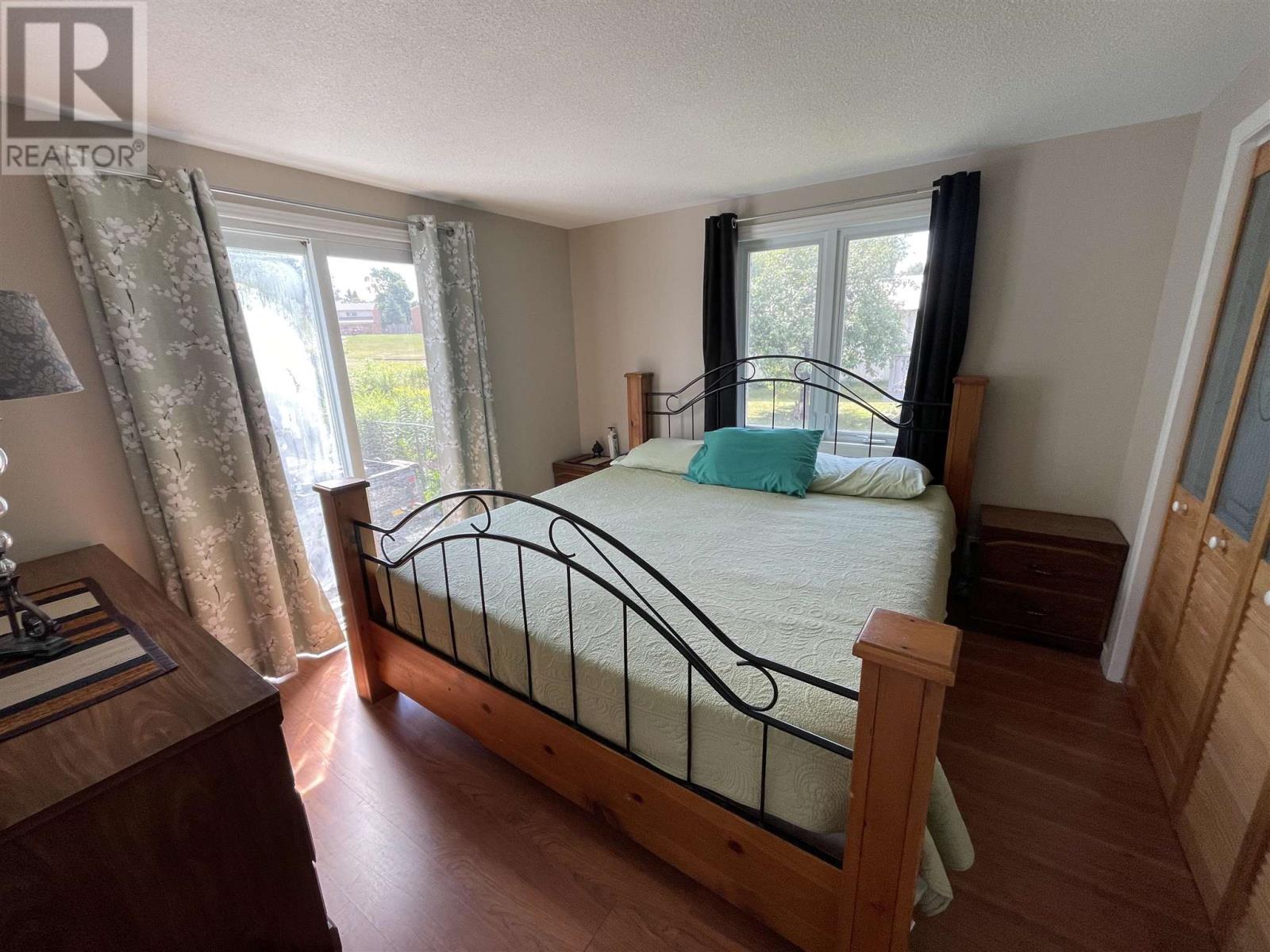 50 Lakeview Rd, Elliot Lake, Ontario  P5A 2J1 - Photo 21 - SM262245