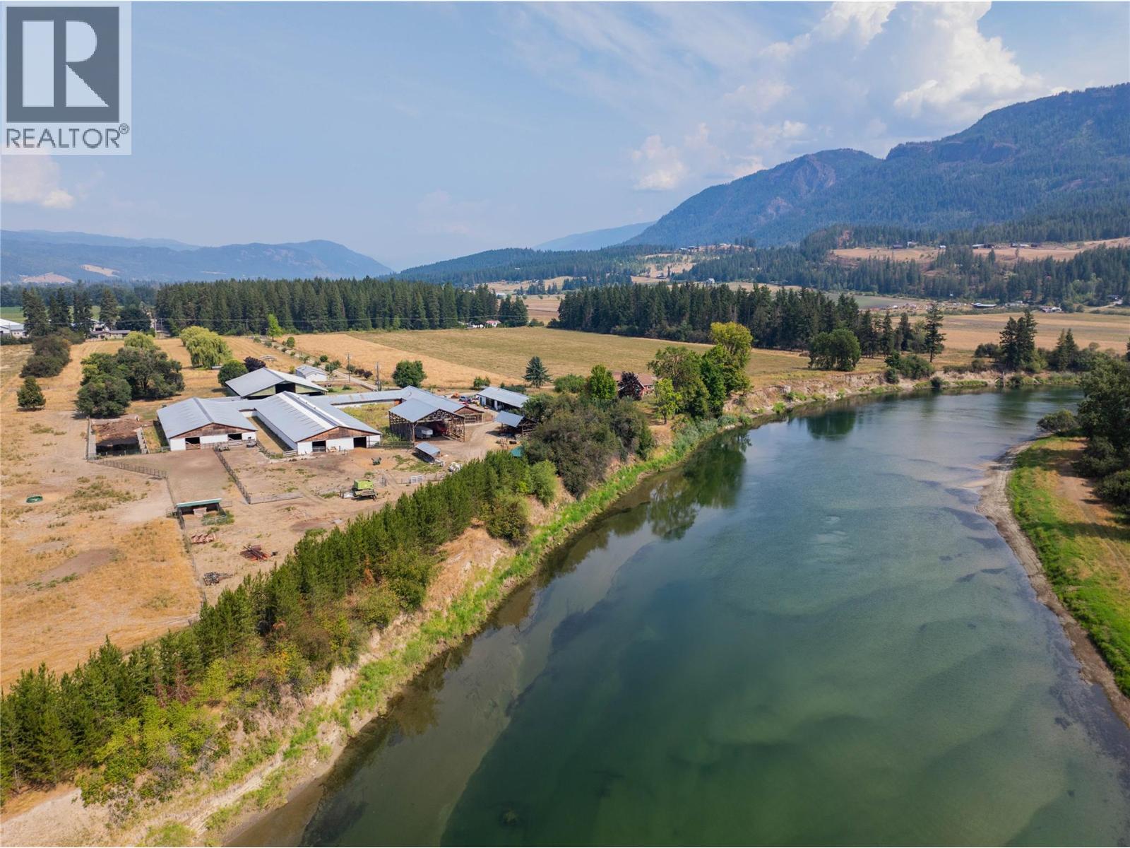 90 Anderson Road, Enderby, British Columbia  V0E 1V4 - Photo 3 - 10398237