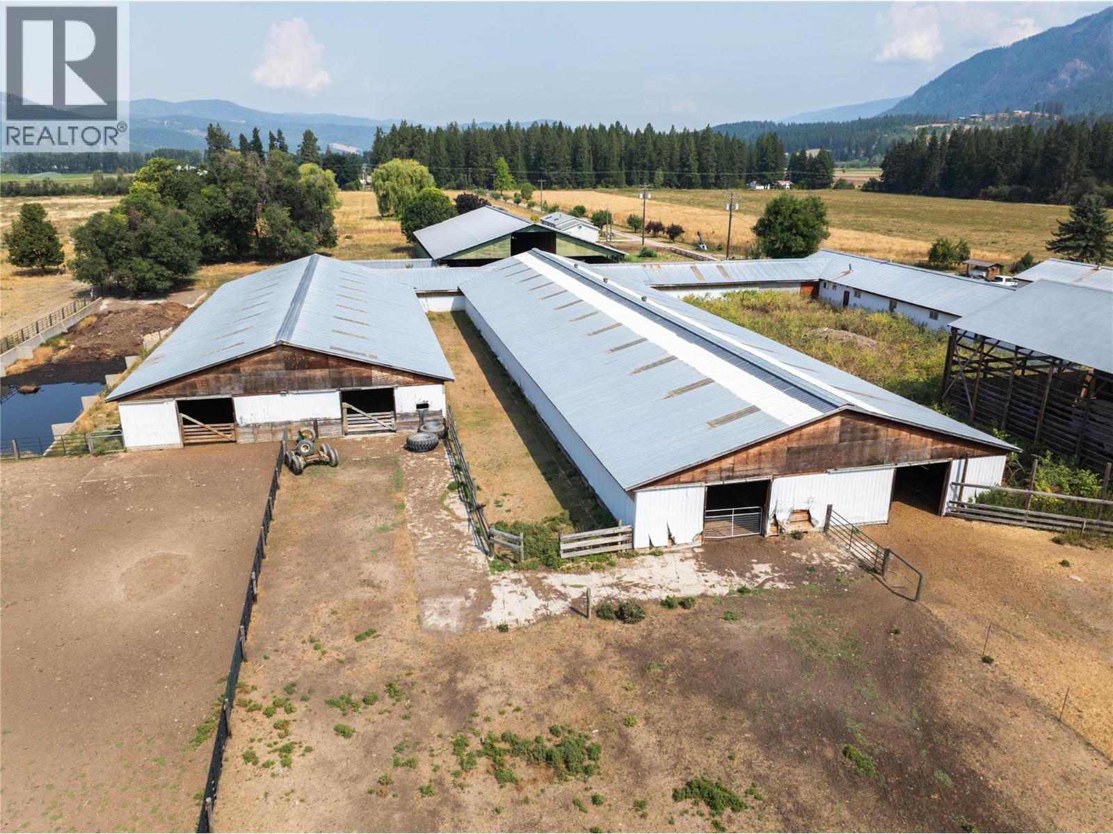 90 Anderson Road, Enderby, British Columbia  V0E 1V4 - Photo 6 - 10398237