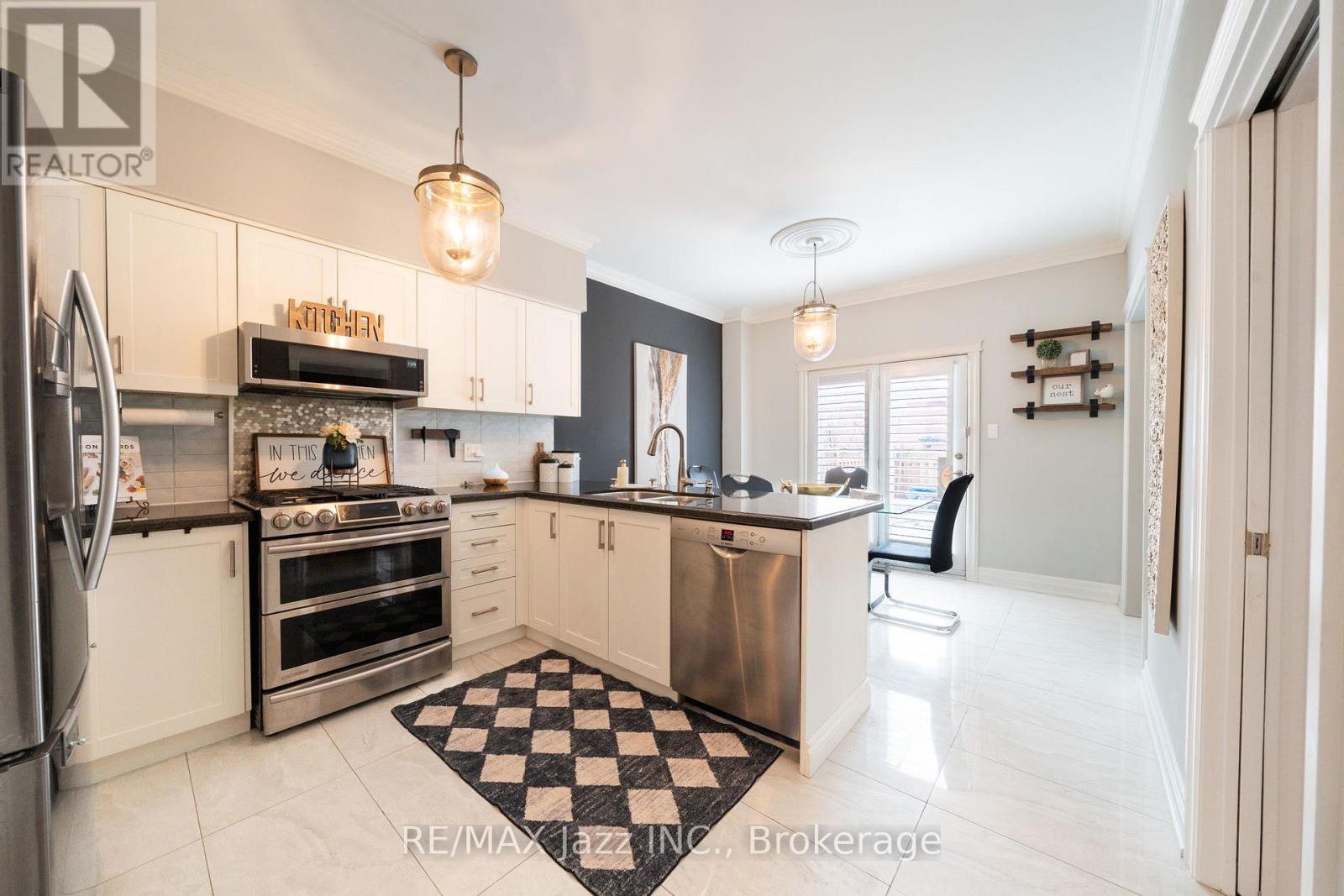 550 Bert Budd Avenue, Newmarket, Ontario  L3Y 8S7 - Photo 15 - N13693094