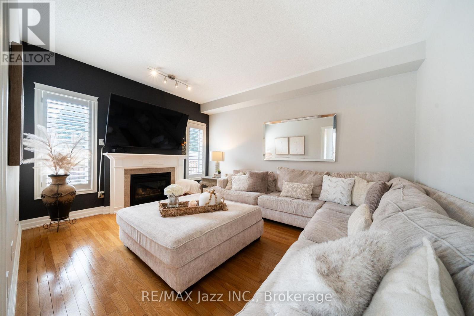 550 Bert Budd Avenue, Newmarket, Ontario  L3Y 8S7 - Photo 18 - N13693094