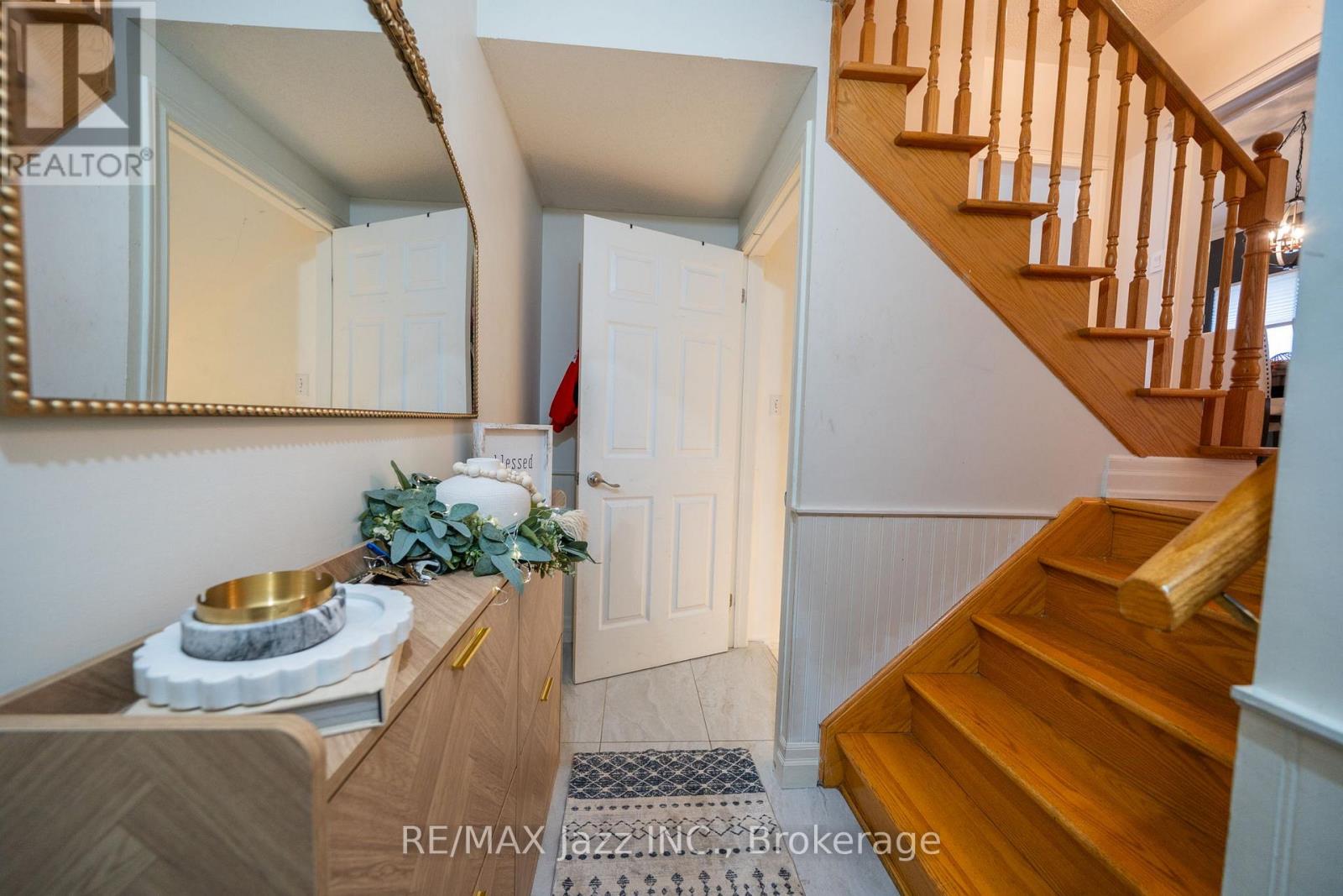 550 Bert Budd Avenue, Newmarket, Ontario  L3Y 8S7 - Photo 37 - N13693094