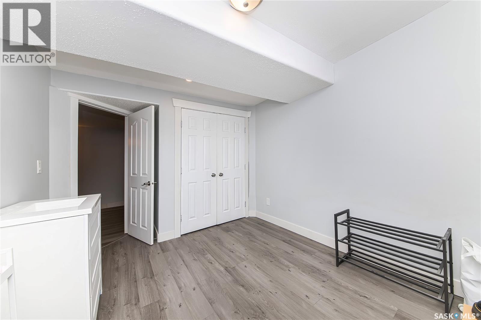902 Steeves Avenue, Saskatoon, Saskatchewan  S7L 5N4 - Photo 31 - SK045395