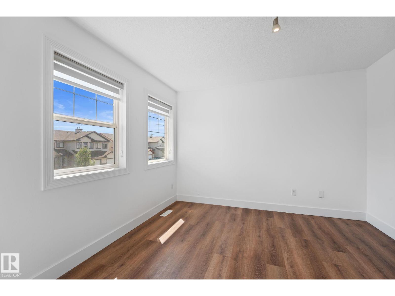 5964 164 Av NW, Edmonton, Alberta  T5Y 0B2 - Photo 32 - E4504198