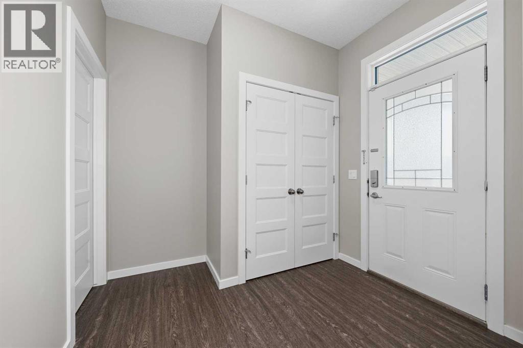 75 Legacy Glen Row SE, Calgary, Alberta  T2X 3Y9 - Photo 2 - A2336228