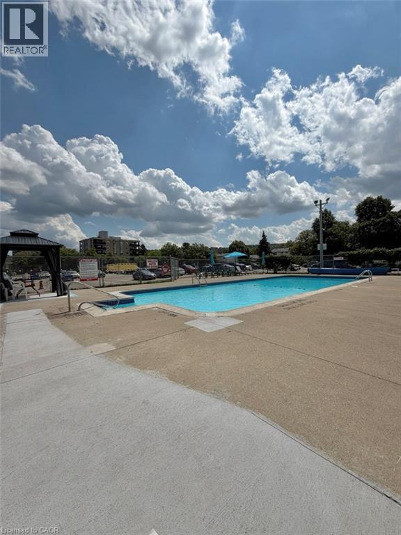 15 Nicklaus Drive Unit# 910, Hamilton, Ontario  L8K 5J5 - Photo 37 - 40855285