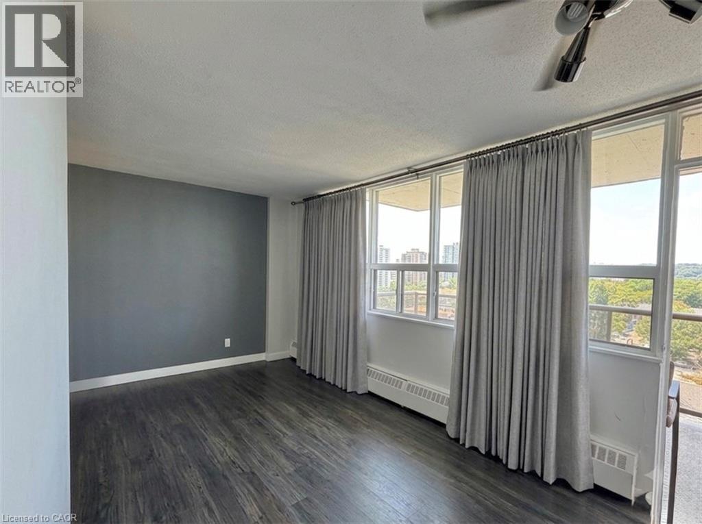 15 Nicklaus Drive Unit# 910, Hamilton, Ontario  L8K 5J5 - Photo 4 - 40855285
