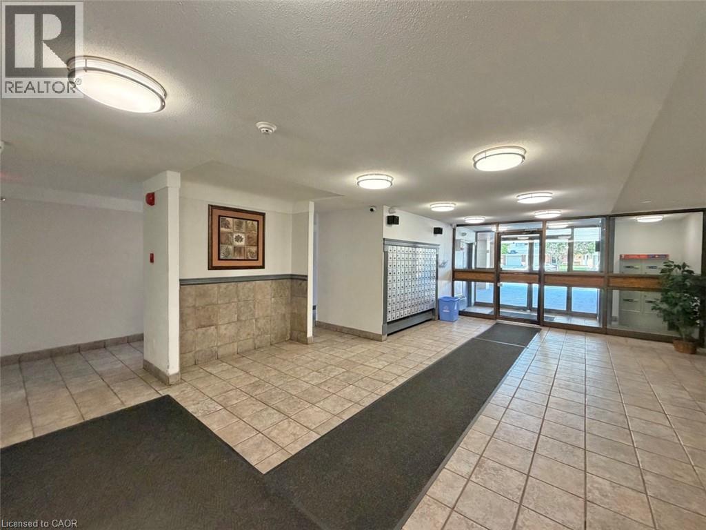 15 Nicklaus Drive Unit# 910, Hamilton, Ontario  L8K 5J5 - Photo 24 - 40855285