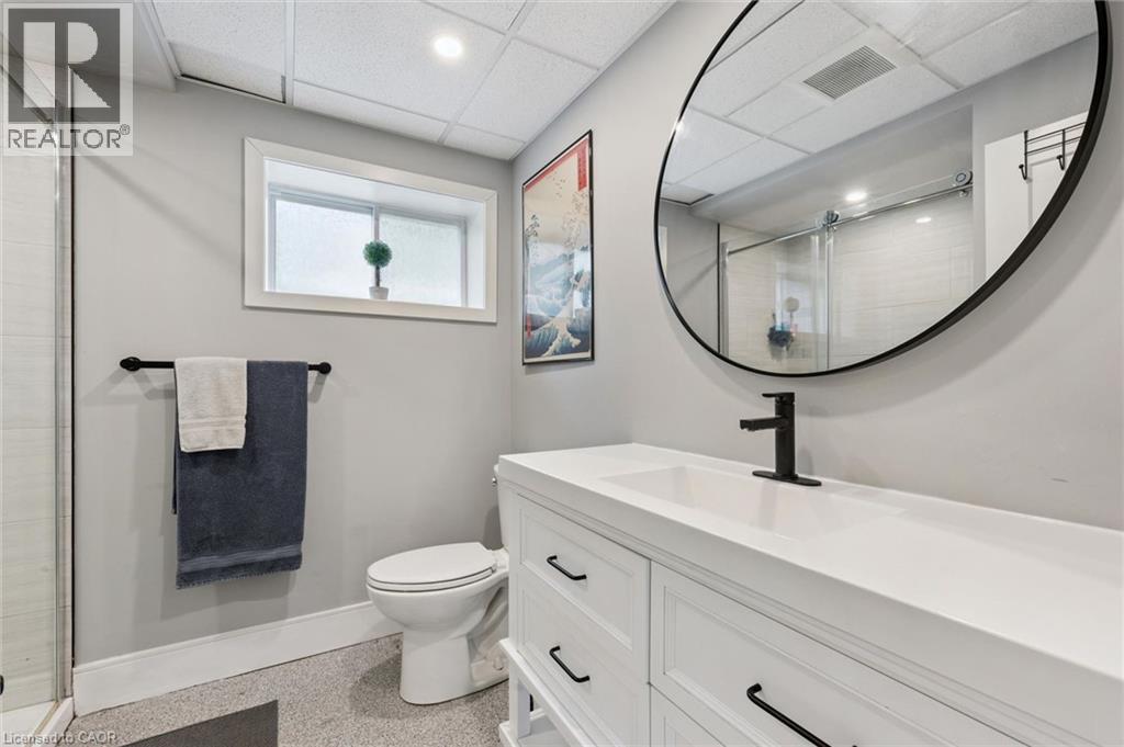 647 Brant-Waterloo Road, Ayr, Ontario  N0B 1E0 - Photo 35 - 40856136