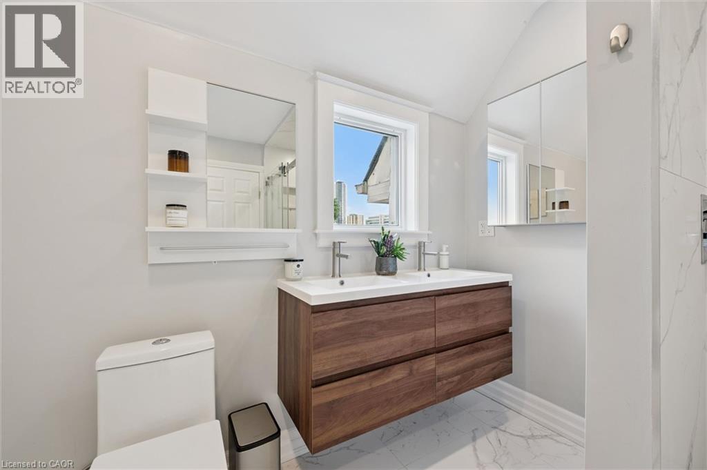 40 Madison Avenue S, Kitchener, Ontario  N2G 3M5 - Photo 31 - 40856980