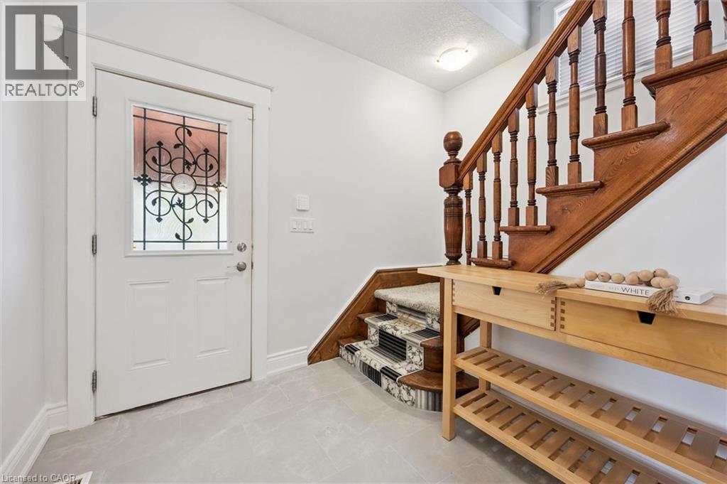40 Madison Avenue S, Kitchener, Ontario  N2G 3M5 - Photo 5 - 40856980