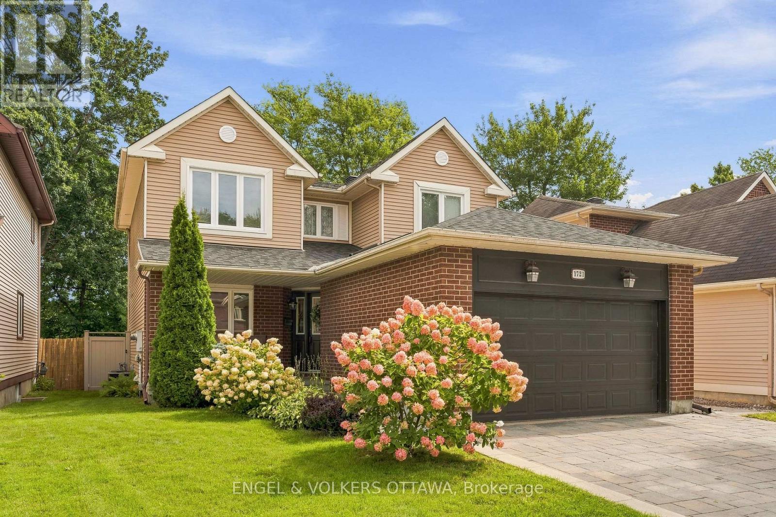 1721 HUNTER'S RUN DRIVE, Ottawa, Ontario