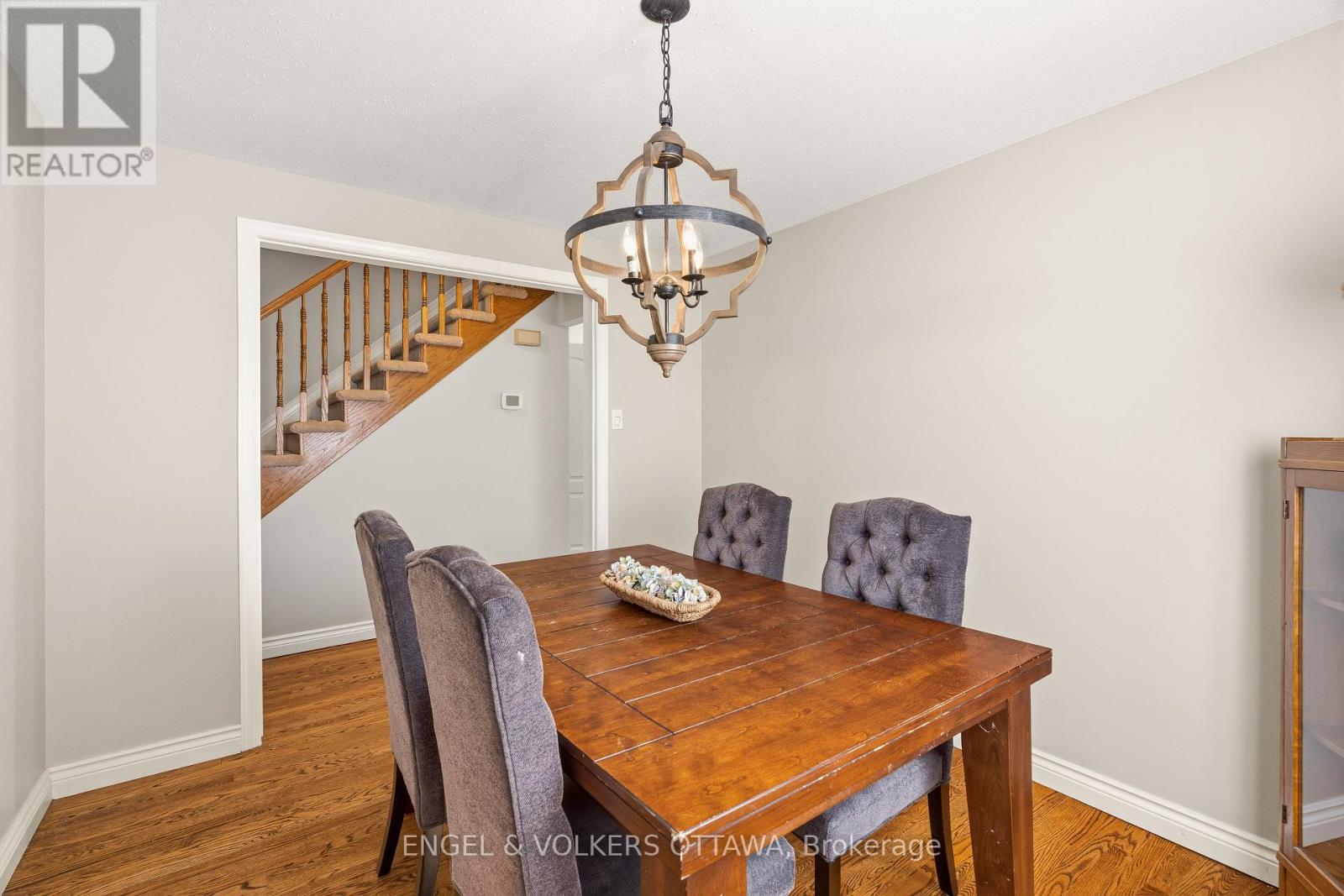 1721 Hunter's Run Drive, Ottawa, Ontario  K1C 6W2 - Photo 11 - X13693088