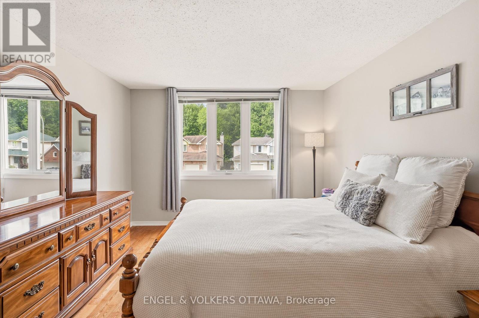 1721 Hunter's Run Drive, Ottawa, Ontario  K1C 6W2 - Photo 16 - X13693088