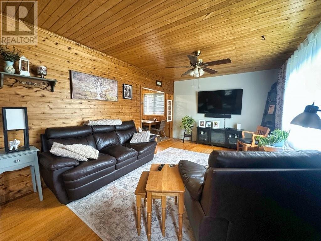 79 Brompton Road, Red Rock, Ontario  P0T 2P0 - Photo 8 - TB2602430