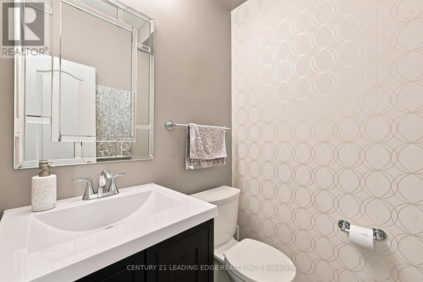 70 Ross Wright Avenue, Clarington, Ontario  L1C 3A6 - Photo 35 - E13693020