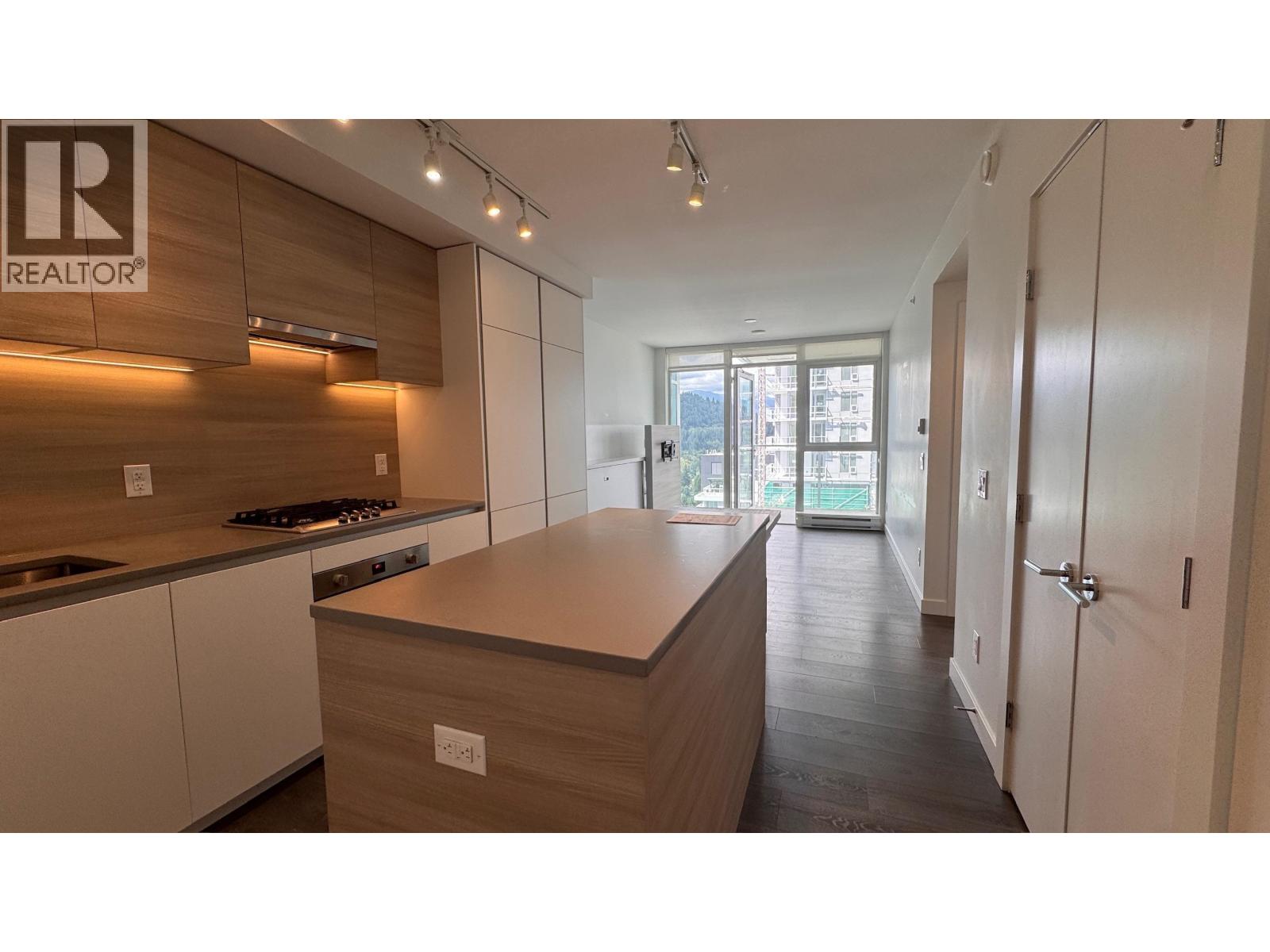 2408 652 Whiting Way, Coquitlam, British Columbia  V3J 0K3 - Photo 10 - R3157241