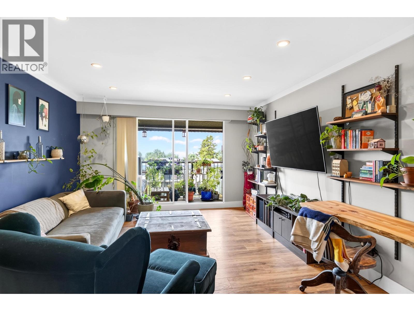 307 252 W 2nd Street, North Vancouver, British Columbia  V7M 1C8 - Photo 5 - R3157242
