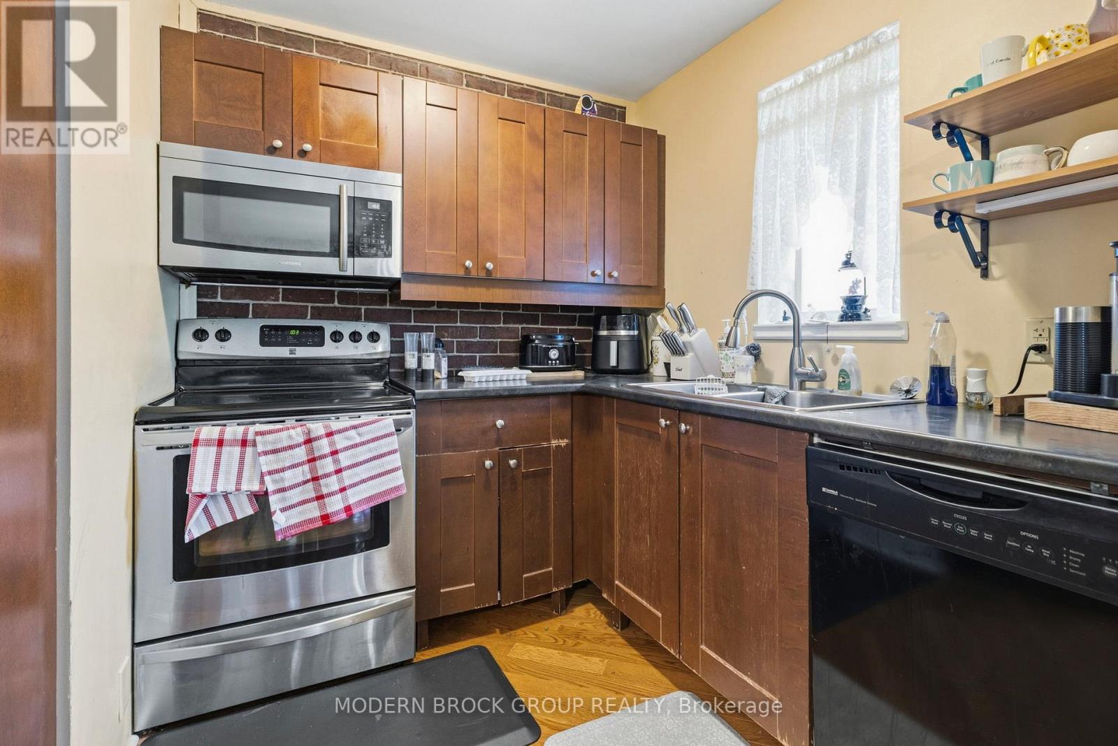 322 King Street W, Brockville, Ontario  K6V 3S3 - Photo 37 - X13693092
