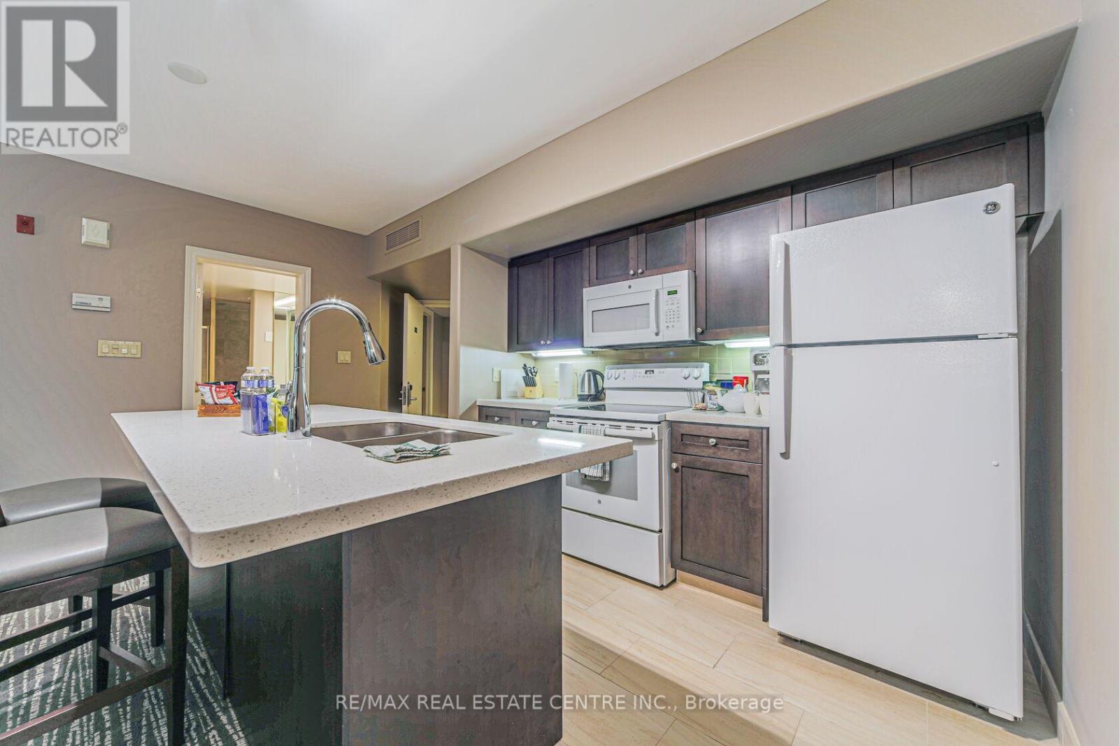 2248 - 90 Highland Drive, Oro-Medonte (Horseshoe Valley), Ontario  L0L 2L0 - Photo 9 - S13693104