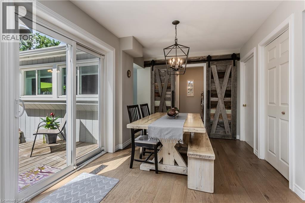 2124 Sandringham Drive, Burlington, Ontario  L7P 1L9 - Photo 13 - 40856466