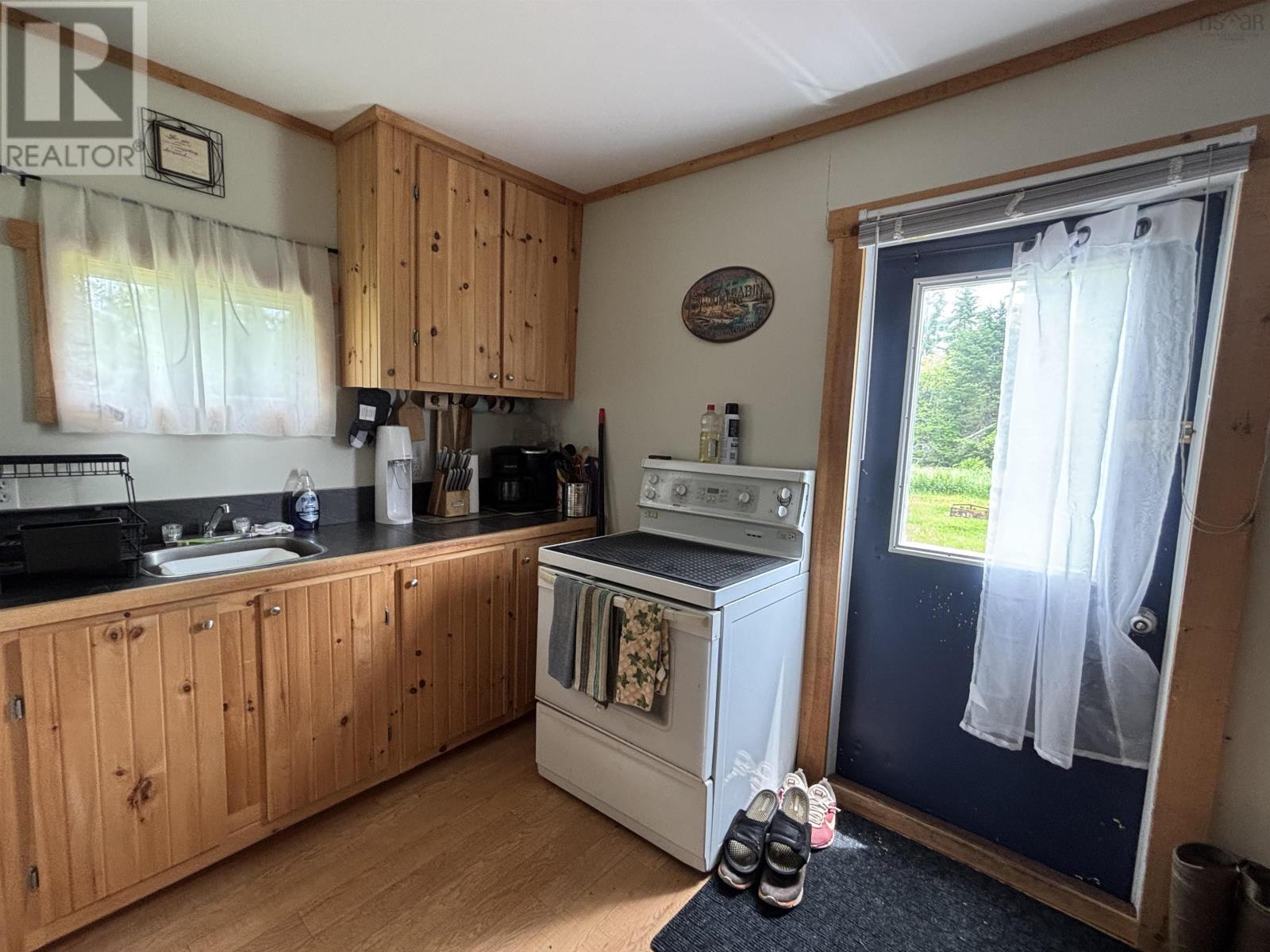 20 Benvie Hill Road, Greenwood, Nova Scotia  B0N 1X0 - Photo 8 - 202615515