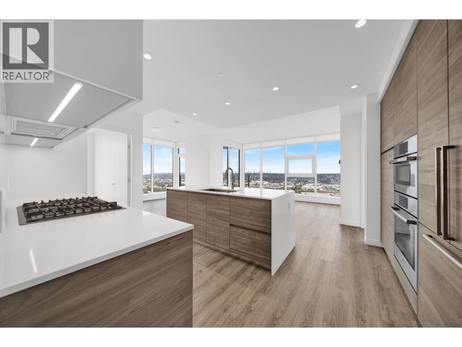 3807 680 Quayside Drive, New Westminster, British Columbia V3M 0P2 - Photo 8 - R3155855