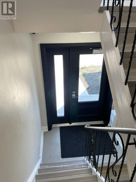 391 Royal York Road, Toronto, Ontario  M8Y 2R4 - Photo 2 - W13693014
