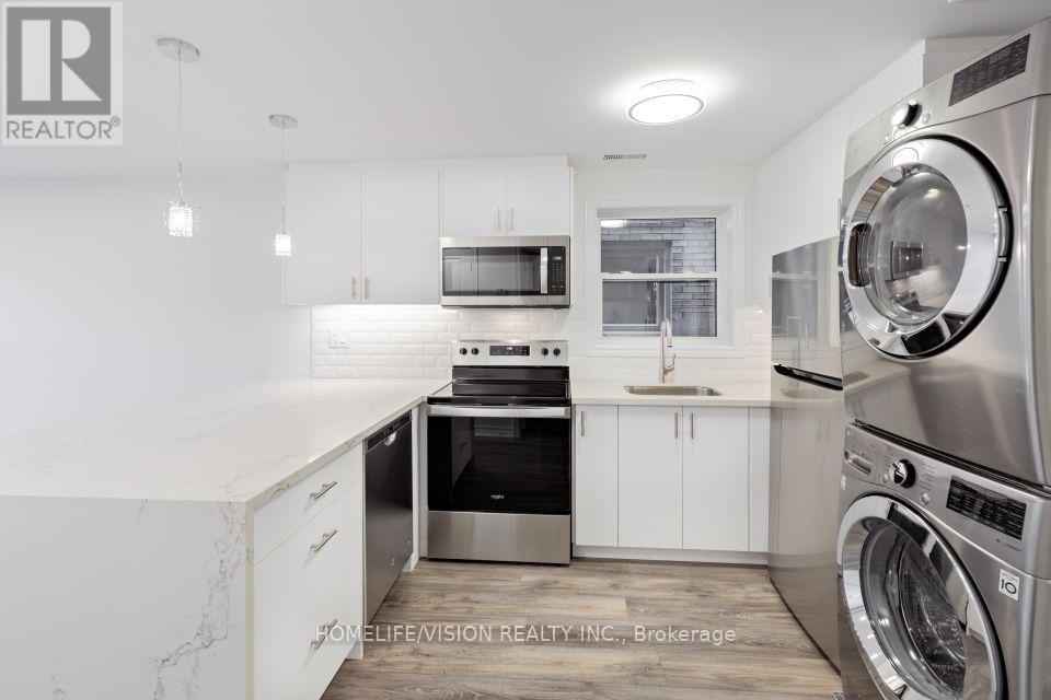 391 Royal York Road, Toronto, Ontario  M8Y 2R4 - Photo 4 - W13693014