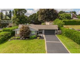892 NORTH SHORE BOULEVARD W, Burlington, Ontario