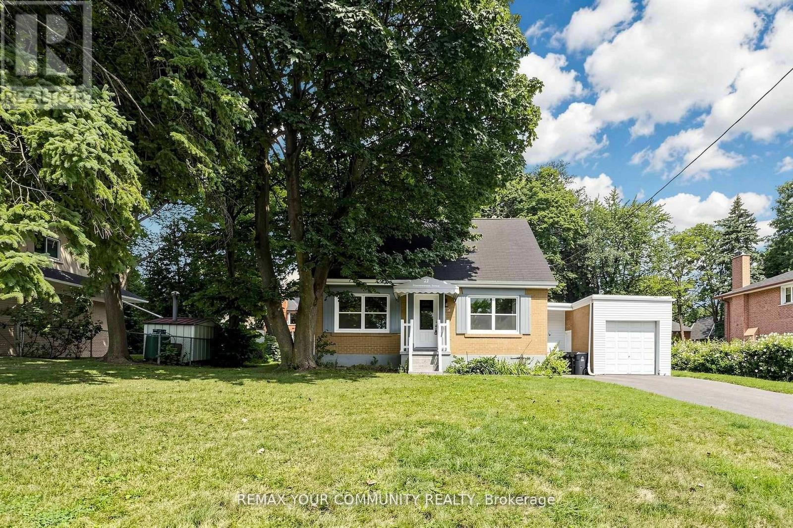 22 HAVENRIDGE DRIVE, Toronto, Ontario