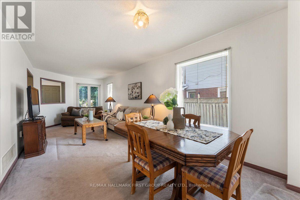 989 Deer Valley Drive, Oshawa, Ontario  L1J 8N2 - Photo 8 - E13692570