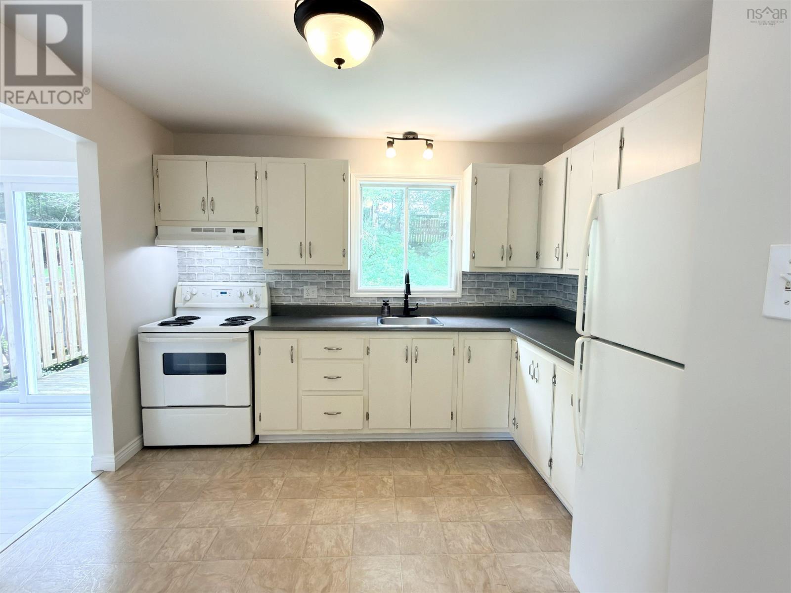 84 Pondicherry Crescent, Dartmouth, Nova Scotia  B2W 5C5 - Photo 4 - 202621039