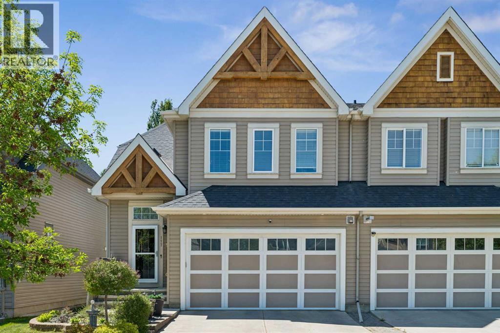 117 Rainbow Falls Boulevard, Chestermere, Alberta