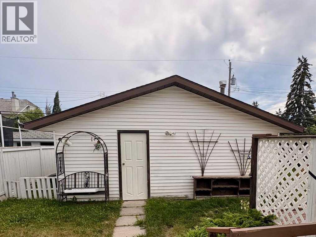 7939 47 Avenue NW, Calgary, Alberta  T3B 1Z3 - Photo 18 - A2329804