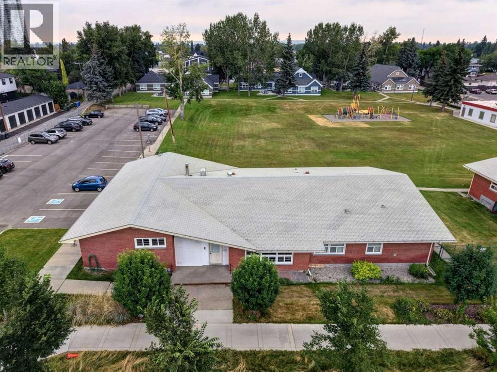 3060 17 Avenue SW, Calgary, Alberta  T3E 7G8 - Photo 3 - A2332551