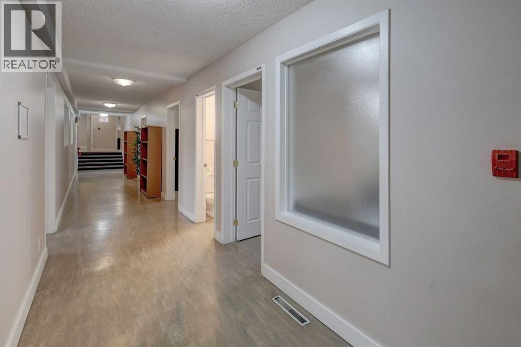 3060 17 Avenue SW, Calgary, Alberta  T3E 7G8 - Photo 14 - A2332551
